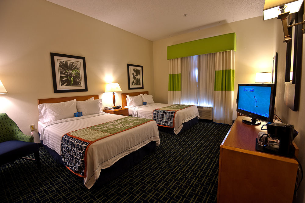 Fairfield Inn & Suites By Marriott Anderson Clemson חדר תמונה